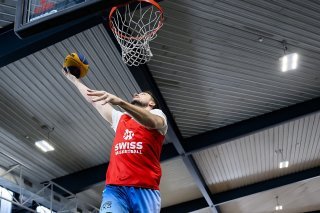Jonathan Dubas, ici à l'entraînement à Lausanne, a inscrit 5 points contre les Pays-Bas KEYSTONE/JEAN-CHRISTOPHE BOTT